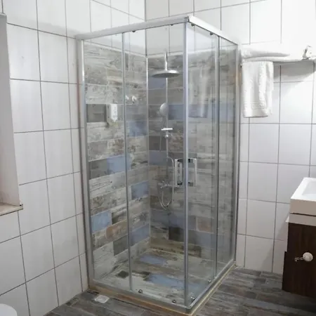 Tren Boutique Otel Отель Кешме